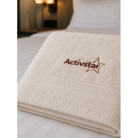 Activstar Organic Badetuch 70 × 140 cm mit gesticktem Logo